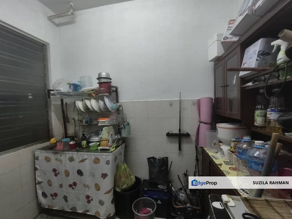 Selangor Apartment Baiduri Court Bukit Puchong, Selangor, Puchong
