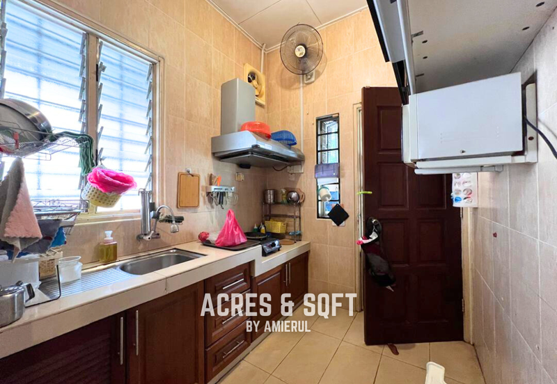 Jalan Anggerik Doritis 31/133