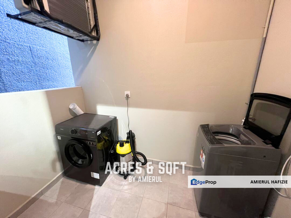 One Equine, FURNISHED, CORNER UNIT 1,055sqft 🔥 Equine Park Seri Kembangan - 5 Bedrooms 3 Carparks🔥, Selangor, Seri Kembangan