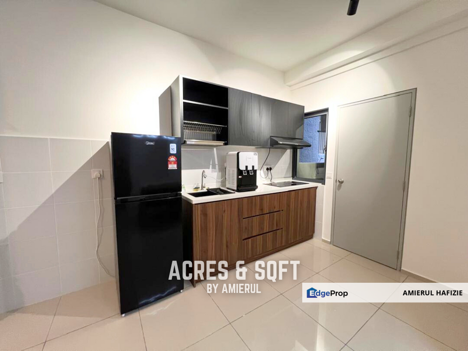 One Equine, FURNISHED, CORNER UNIT 1,055sqft 🔥 Equine Park Seri Kembangan - 5 Bedrooms 3 Carparks🔥, Selangor, Seri Kembangan