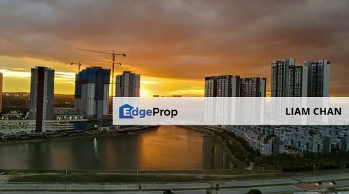 FURNISHED SUNSET LAKE VIEW LOW DENSE CONDO | LAKE POINT RESIDENCE CYBERJAYA | 3 ROOMS 2 BATHROOMS, Selangor, Cyberjaya
