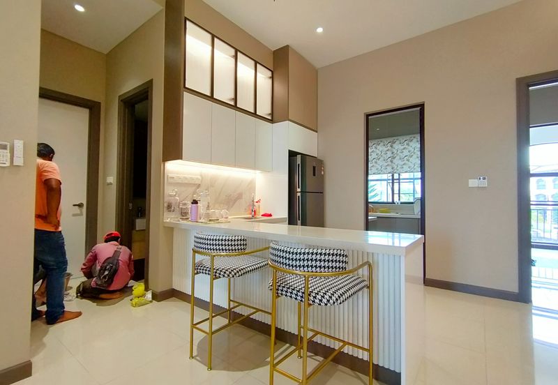 Isle of Kamares, Setia Eco Glades