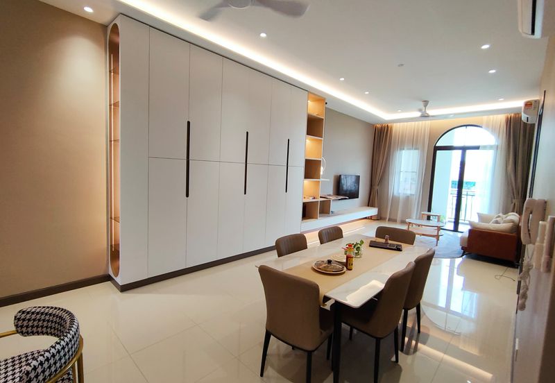 Isle of Kamares, Setia Eco Glades