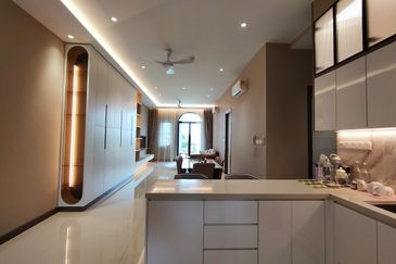 Isle of Kamares, Setia Eco Glades