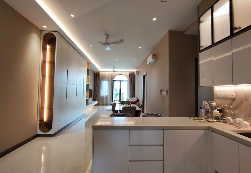 Isle of Kamares, Setia Eco Glades