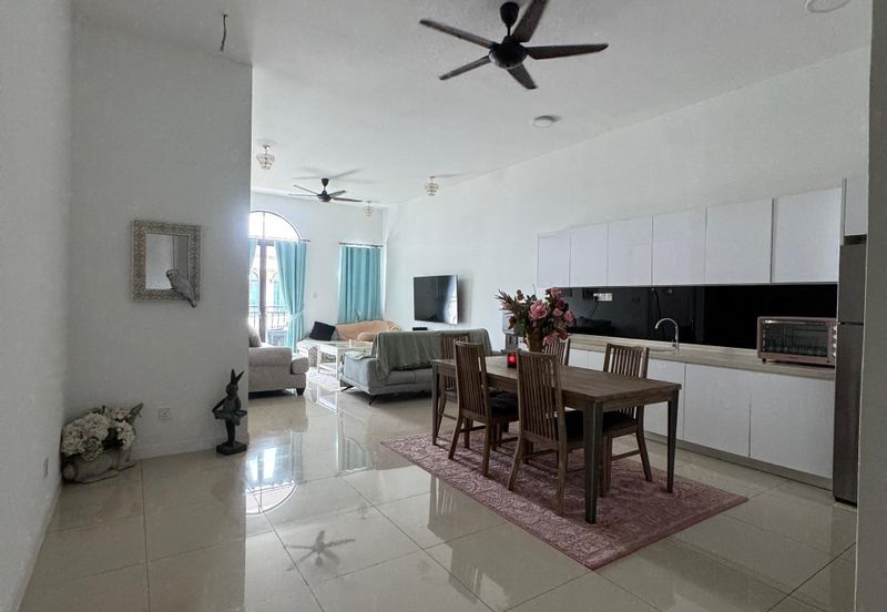 Isle of Kamares, Setia Eco Glades