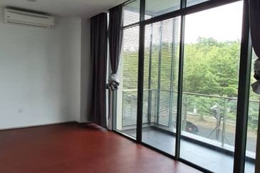 Mirage By The Lake @ Perdana Lakeview West