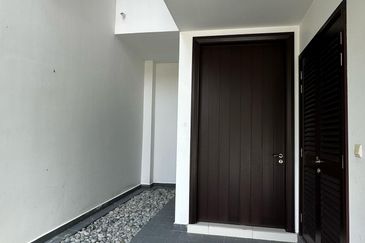 Lepironia Gardens, Setia Eco Glades