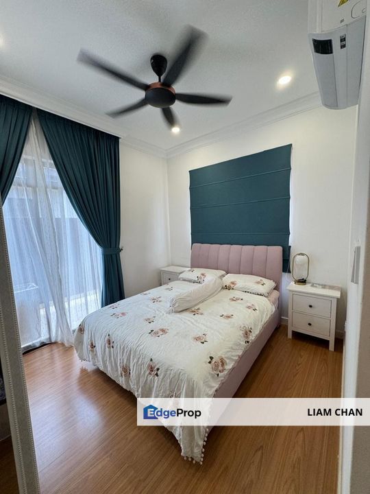 [Furnished] Mulia Residence Hot Selling 3 Storey Terrace with Balinese Concept | 4+1 Room, Selangor, Cyberjaya