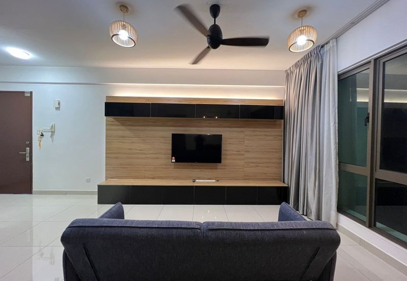 Lake Point Residence