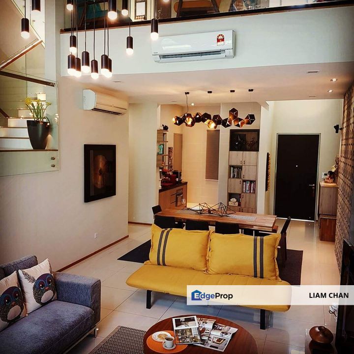 SCHUMANN SYMPHONY HILS CYBERJAYA [SUBSALE RENOVATED FULLY FURNISHED] 4+1 ROOMS | NICE DESIGN W/ HIGH CEILING, Selangor, Cyberjaya