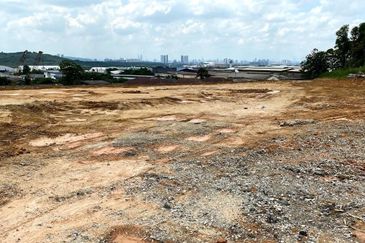 10 Acres Industrial Zoning Land @ Telok Panglima Garang for SALE