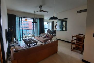 Cendana on Sultan Ismail