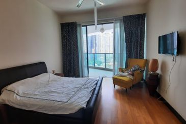 Cendana on Sultan Ismail