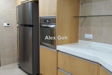 Cendana on Sultan Ismail