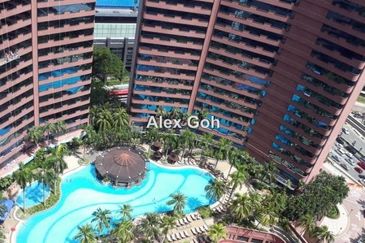 Cendana on Sultan Ismail