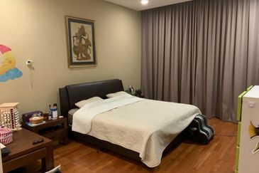 Cendana on Sultan Ismail