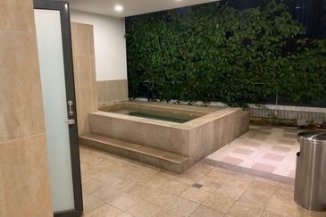 Cendana on Sultan Ismail