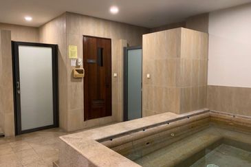 Cendana on Sultan Ismail