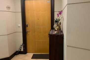 Cendana on Sultan Ismail