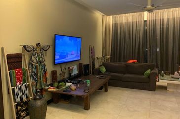 Cendana on Sultan Ismail