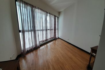 Cendana on Sultan Ismail