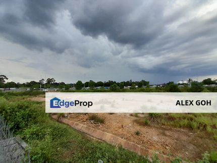 Agriculture Vacant Land For Rent, Located beside Dengkil Bypass / McDonald / Shell Station, Selangor, Dengkil