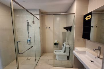 The Treez Jalil Residence