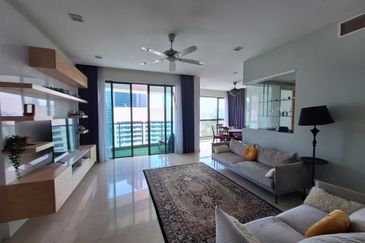 Cendana on Sultan Ismail