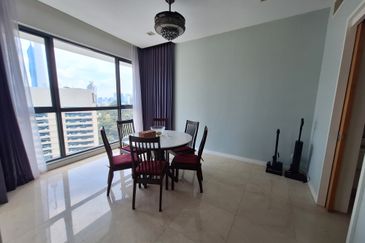 Cendana on Sultan Ismail