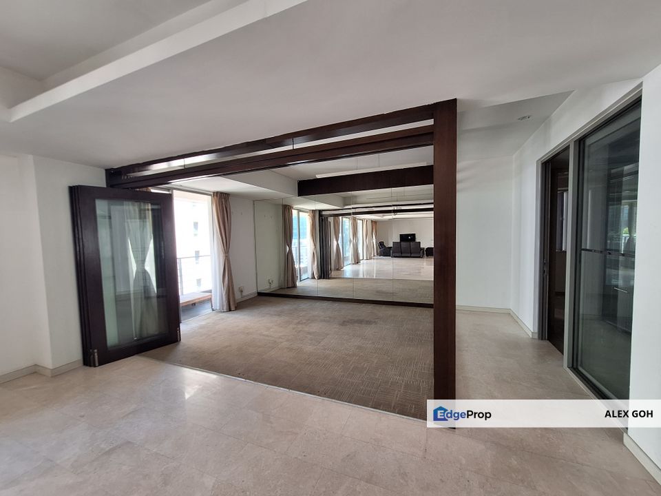 Price Nego, High Floor, Private Lift Lobby, Bigger Standard Size Unit, Kuala Lumpur, KLCC