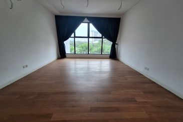 Lake View, Low Density, Green Environment, 4 sty House with Roof Top