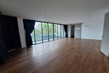 Lake View, Low Density, Green Environment, 4 sty House with Roof Top