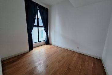 Lake View, Low Density, Green Environment, 4 sty House with Roof Top