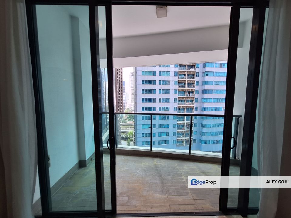Price Nego, Good Condition, Big Balcony, Low Density, Can Walk to KLCC, Kuala Lumpur, KL City
