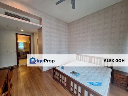 KLCC Twin Tower & Pool View, Well-Maintained, Price Negotiable, Kuala Lumpur, KLCC