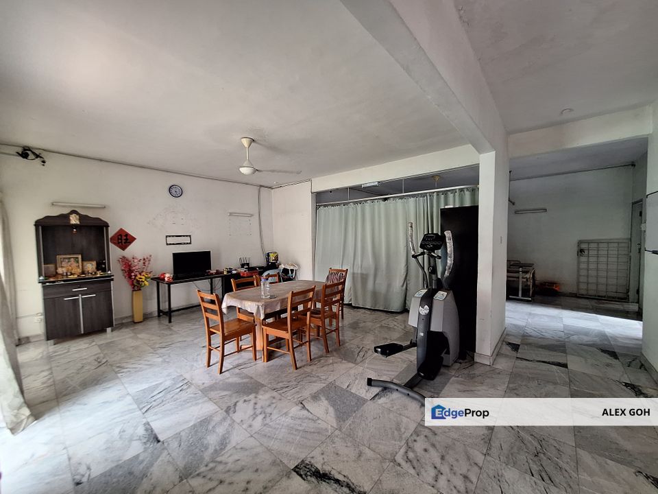 PJ SS2 Bungalow For Sale, Spacious Garden, Convenient & Potential Area, Selangor, Petaling Jaya