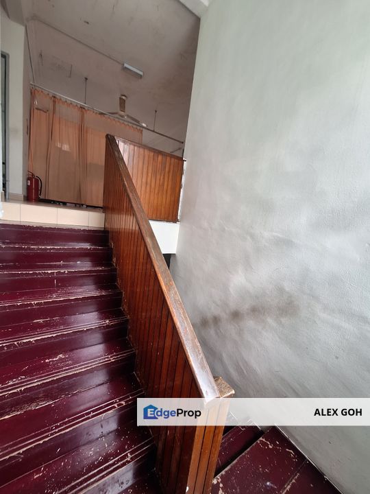 PJ SS2 Bungalow For Sale, Spacious Garden, Convenient & Potential Area, Selangor, Petaling Jaya