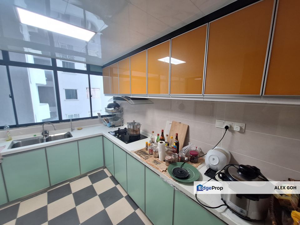 Renovated, Fully Furnished, Good Condition, High Floor, Nice Open View, Kuala Lumpur, Bukit Bintang