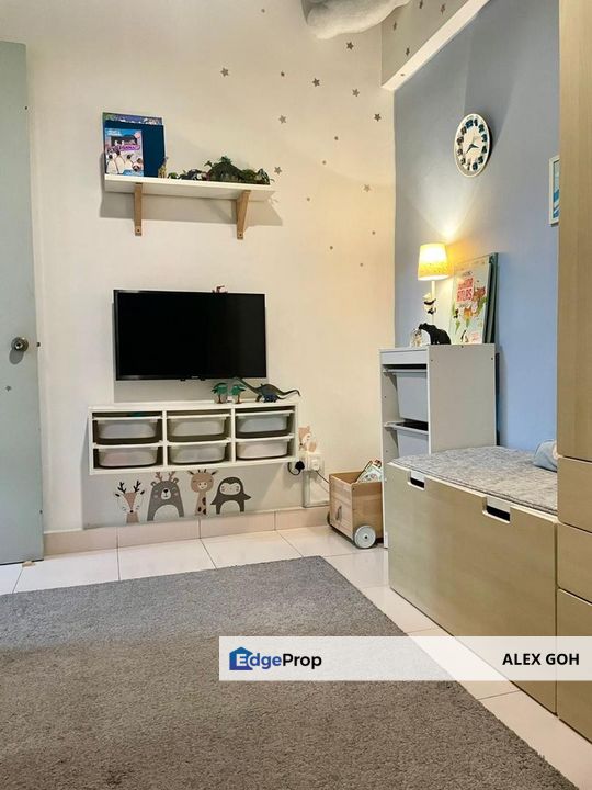 Price Nego, 2 Car Park, Good Condition, Low Floor, Nice View, Selangor, Damansara Perdana