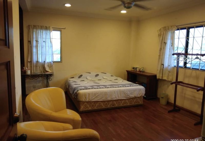 OUG Happy Garden Spacious Double Storey Bungalow 