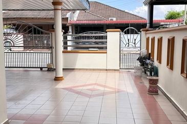 Alor Star Freehold Semi-D near Aman Desa. No flood area.