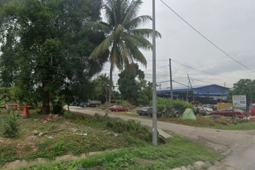 Jenjarom Sg Rambai Medium Industry Zoned Land face main road