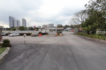 Industrial land with buildings at Jalan Enggang, Setiawangsa