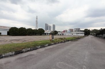 Industrial land with buildings at Jalan Enggang, Setiawangsa