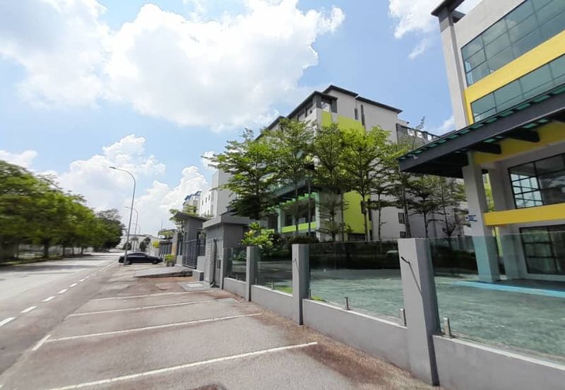 Freehold detached commercial building @ Seremban 2