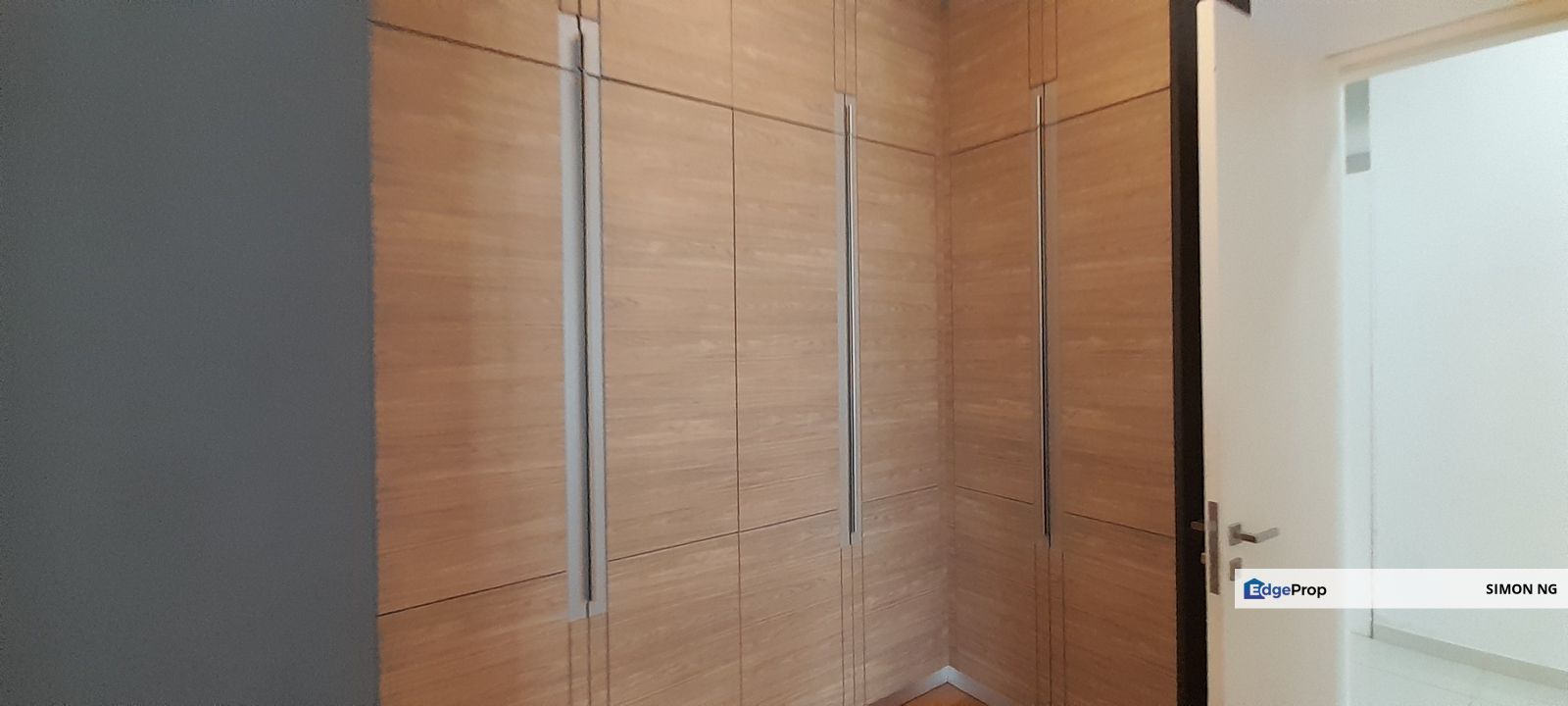 KLCC CBD Mirage 3 rooms with Wifi. Near LRT n Malls, Kuala Lumpur, KLCC