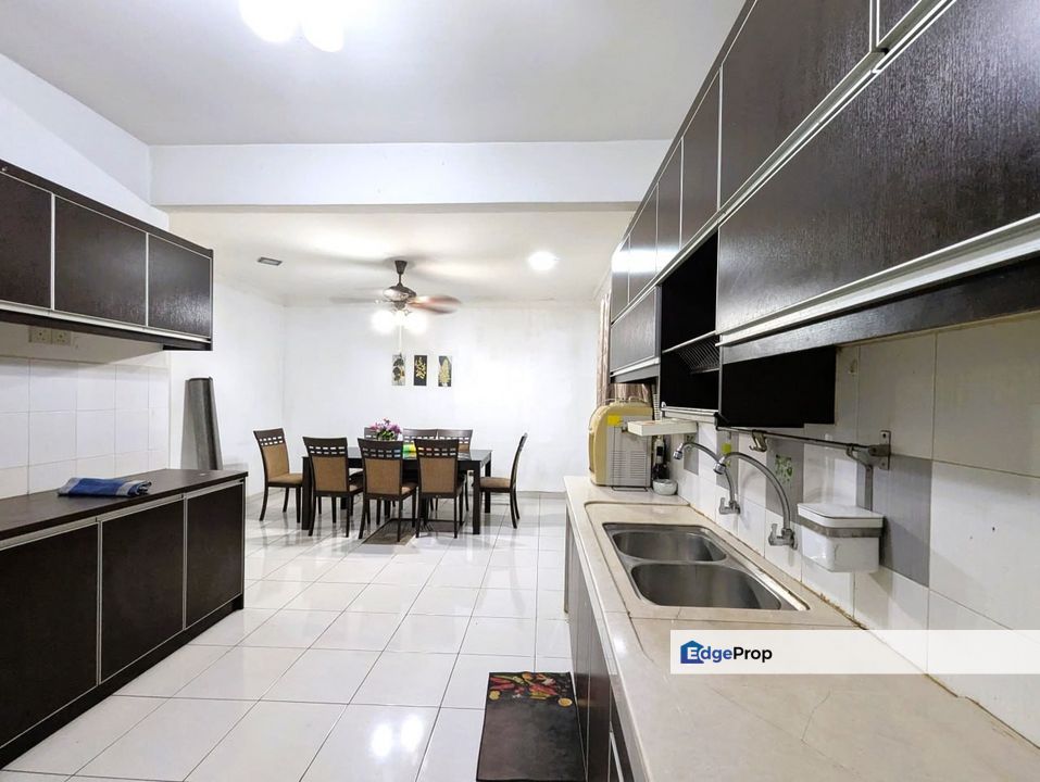 Fully Furnished Taman Amansiara Townhouse, Selayang, Selangor, Selayang