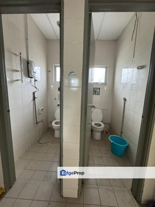 First Floor Shop Lot 3 Room Partition Ttdi Grove Kajang, Selangor, Kajang