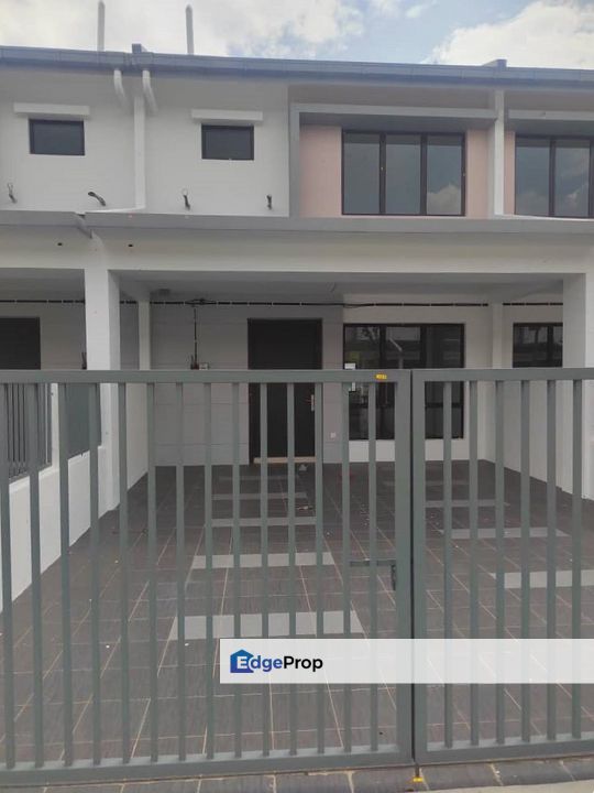 Non Bumi Teres 2-Storey, M Aruna Residence, Saujana Rawang, Selangor, Rawang